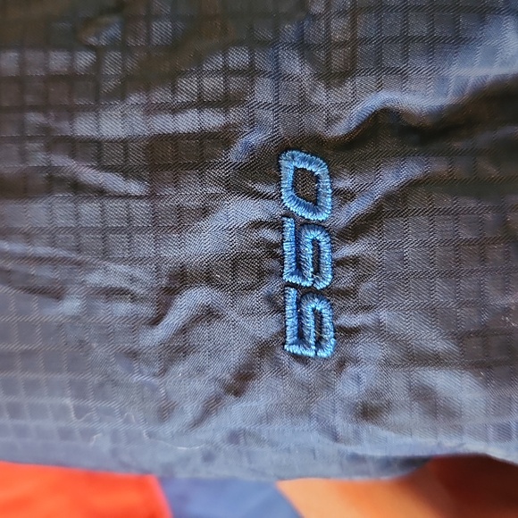 North face hooded winter coat -L 14/16 - Picture 3 of 12